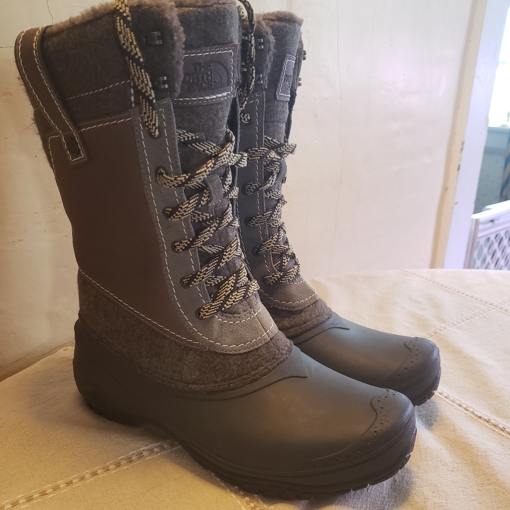 Northface Womens Winter Boots